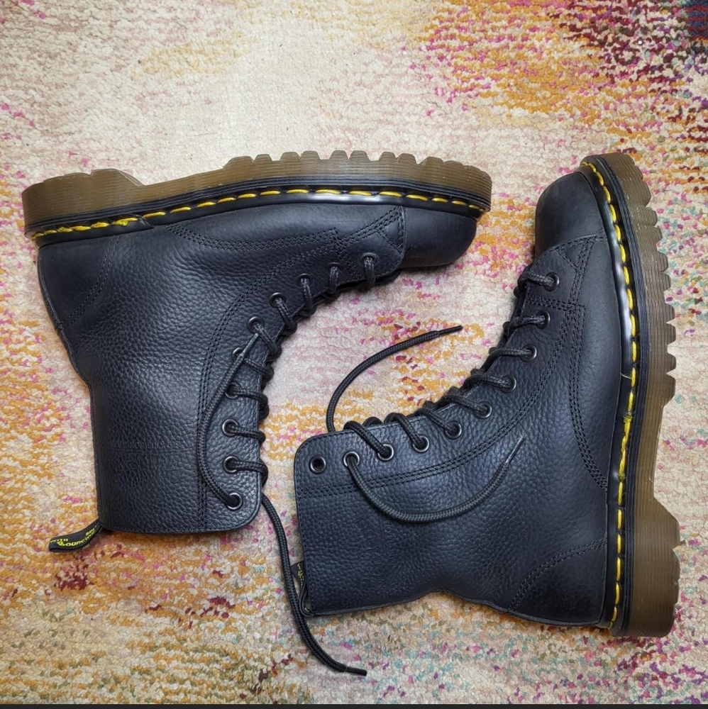 Made in England Dr Martens Boots - Picture 2 of 13